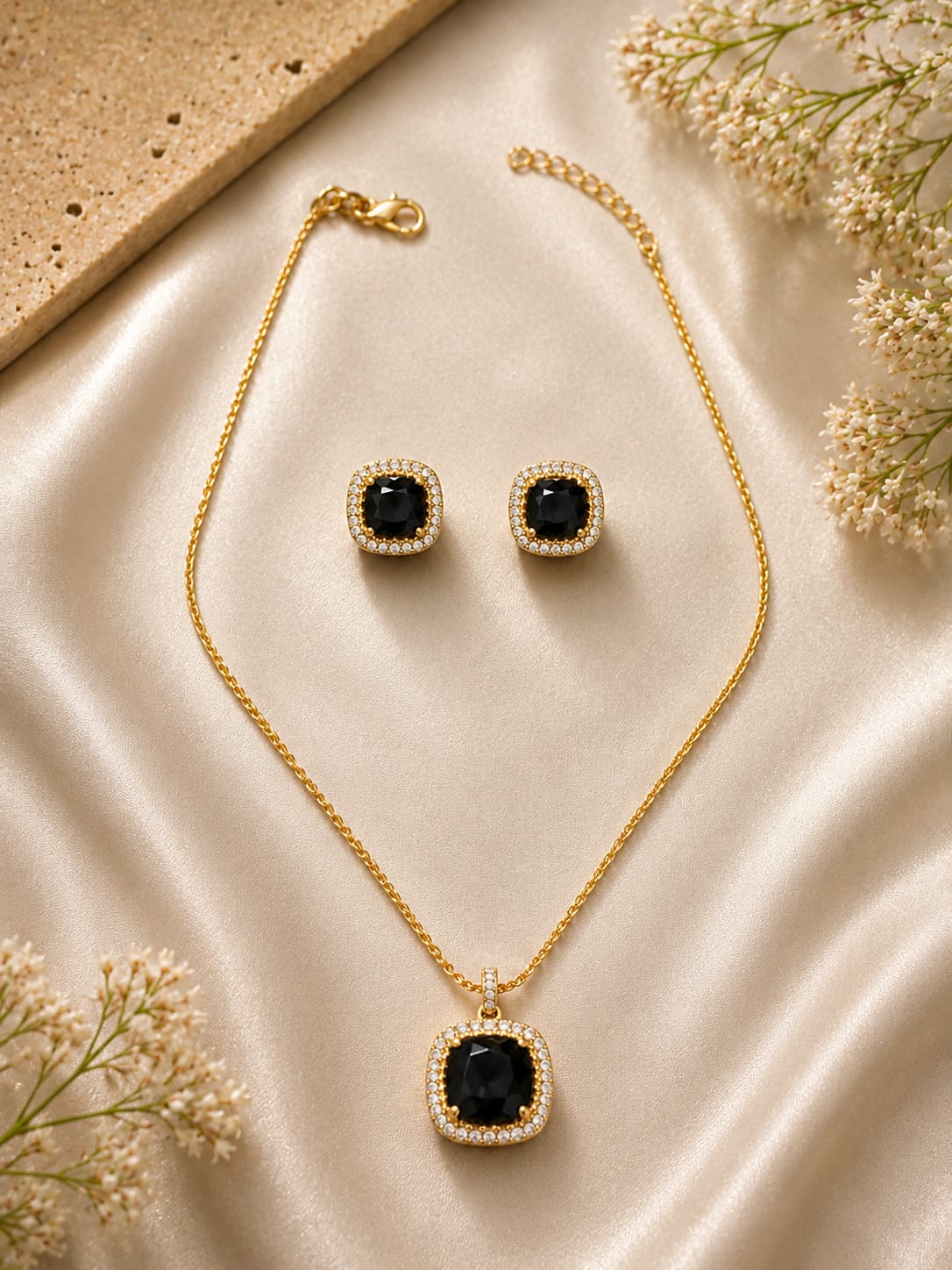 Pure 1 Zarqon Jewellery Set